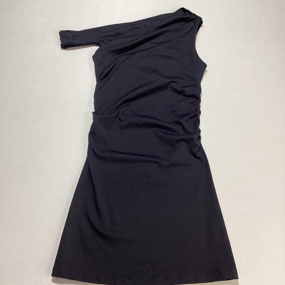 Princess Polly One-Shoulder Black Draped Dress - Picture 4 of 12